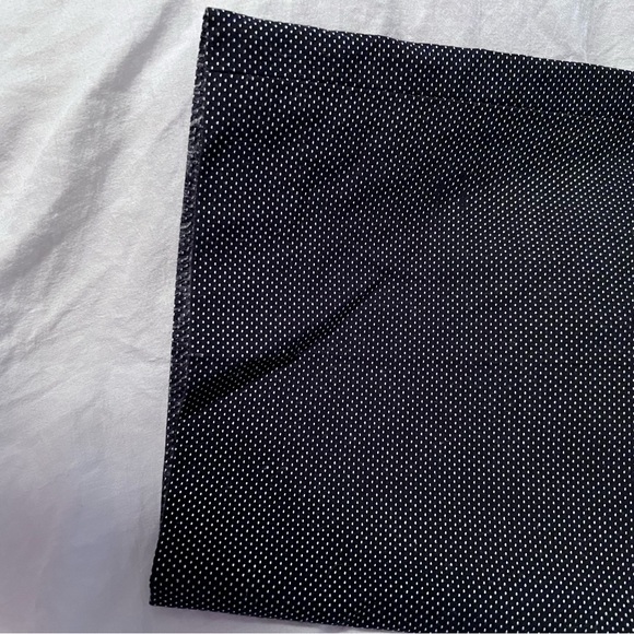 Ann Taylor Petites Capri Pants, Size 2P - Picture 7 of 14